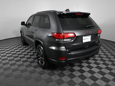 Used 2020 Jeep Grand Cherokee Trailhawk AWD/4WD image 4