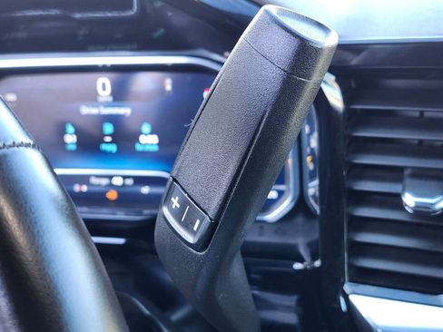 Used 2025 Chevrolet Silverado 1500 LT image 26