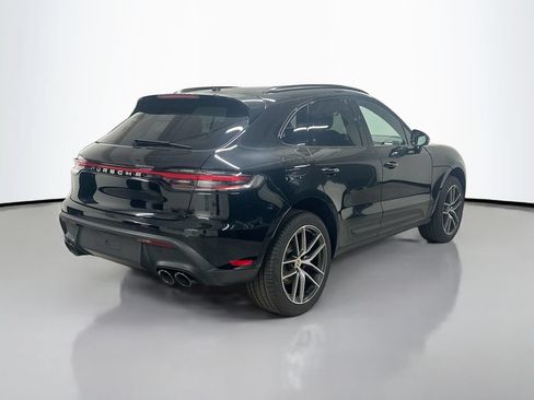 Used 2026 Porsche Macan AWD/4WD image 9