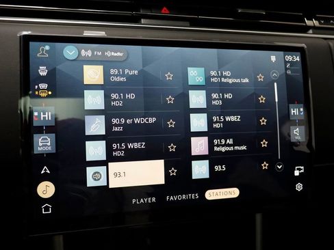 New 2026 Land Rover Range Rover Long Wheelbase SE image 9