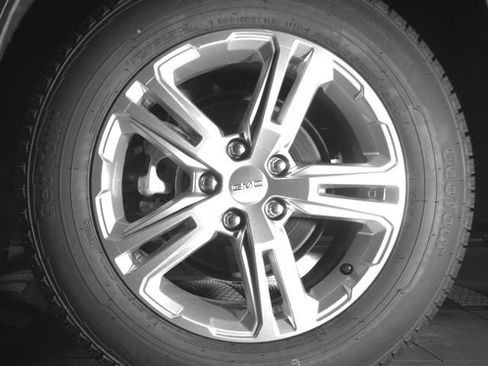 Used 2024 GMC Terrain SLE AWD/4WD image 13