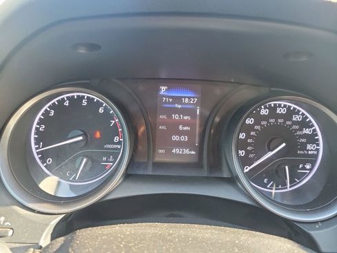 Certified 2022 Toyota Camry SE image 10