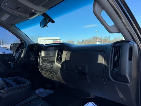 Used 2017 GMC Sierra 1500 4WD Double Cab 143.5 image 19