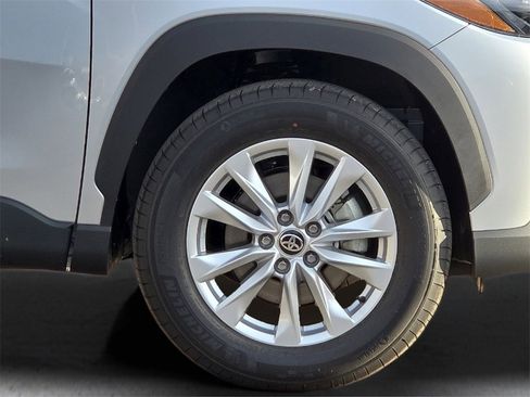 New 2026 Toyota Corolla Cross LE image 10