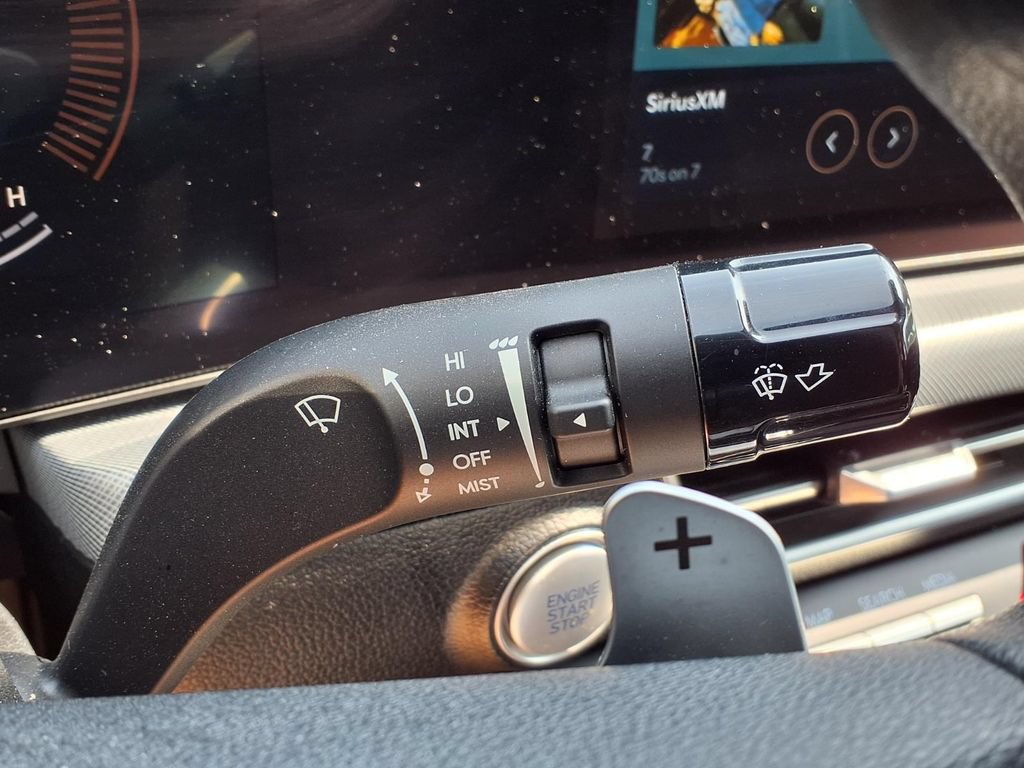 Used 2025 Hyundai Sonata SEL FWD image 23
