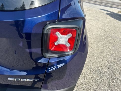 Used 2017 Jeep Renegade Sport w/ Power & Air Group image 22