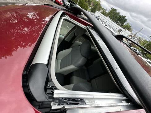 Used 2023 Toyota RAV4 XLE Premium FWD image 6