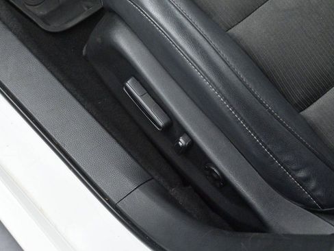 Used 2018 Honda Accord Sport image 13