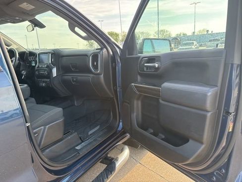 Used 2020 Chevrolet Silverado 1500 LT w/ LT Value Package image 23