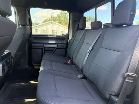 Used 2019 Ford F150 XLT w/ Equipment Group 302A Luxury AWD/4WD image 25