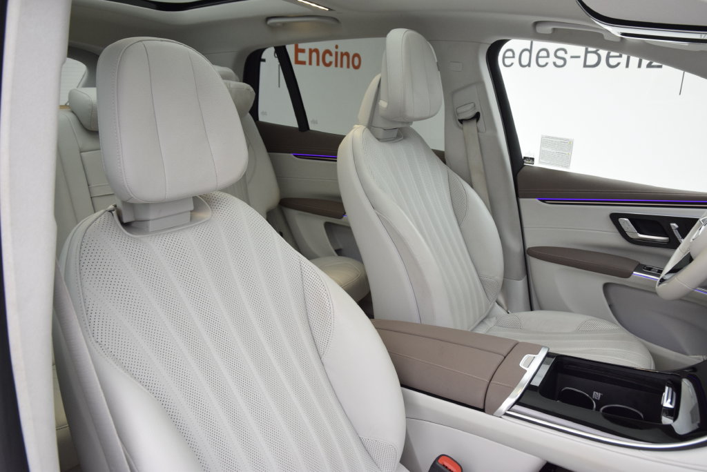 Used 2023 Mercedes-Benz EQS 450+ SUV image 17