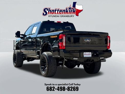 Used 2023 Ford F250 Lariat w/ Tremor Off-Road Package AWD/4WD image 8