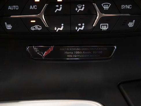 Used 2019 Chevrolet Corvette Z06 RWD image 14