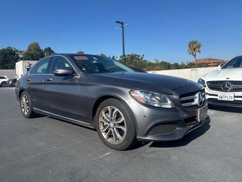 Used 2017 Mercedes-Benz C 300 Sedan image 3