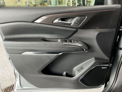 New 2026 Chevrolet Traverse High Country w/ LPO, Floor Liner Package FWD image 29