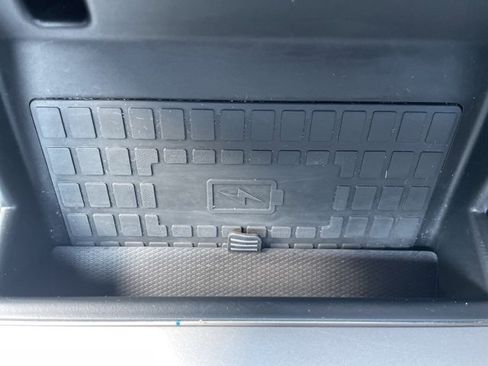 Used 2021 Ford Explorer Limited w/ Equipment Group 301A image 50