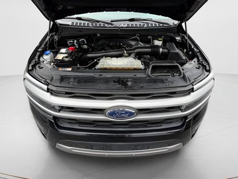 Used 2022 Ford Expedition XLT AWD/4WD image 26