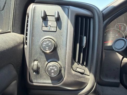 Used 2015 GMC Sierra 1500 SLE w/ All-Terrain Package AWD/4WD image 13