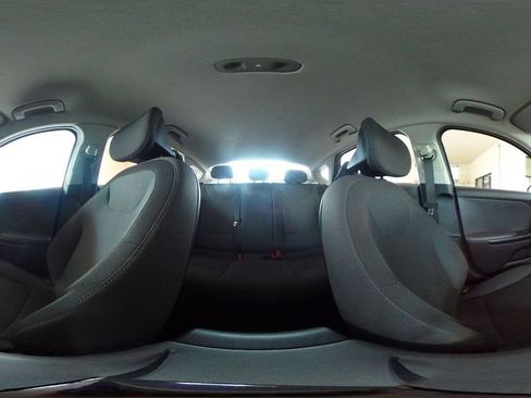 Used 2025 Kia K4 LXS image 38