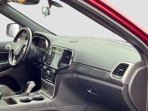 Used 2021 Jeep Grand Cherokee Laredo X image 29