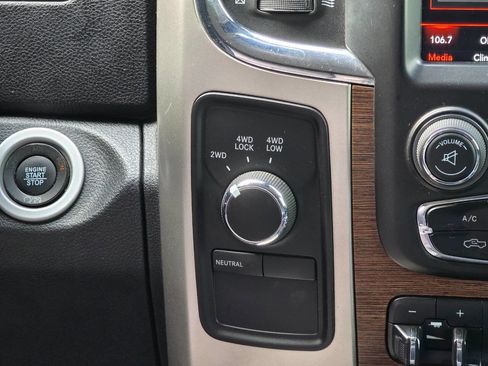 Used 2018 RAM 3500 Laramie image 28