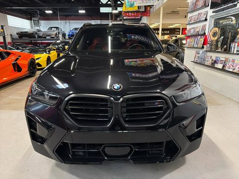 Used 2025 BMW X5 M Competition w/ Executive Package AWD/4WD image 2