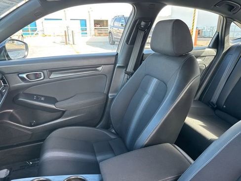 Certified 2025 Honda Civic Sport image 14