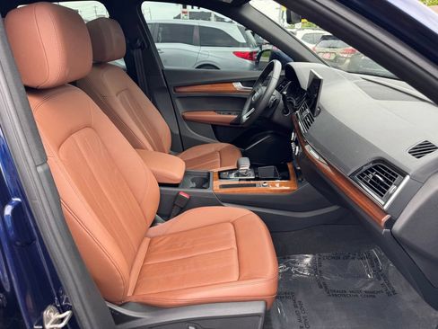 Used 2023 Audi Q5 2.0T Premium w/ Convenience Package AWD/4WD image 27