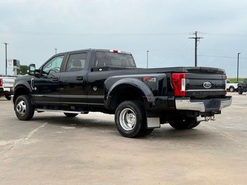 Used 2019 Ford F350 XL w/ STX Appearance Package image 4