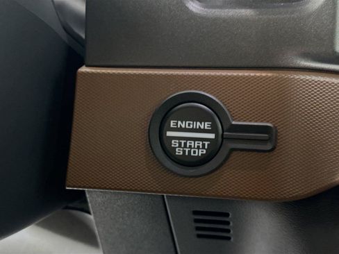 Used 2024 Ford Bronco Outer Banks AWD/4WD image 21