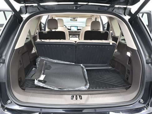 Used 2022 Lincoln Aviator Reserve w/ Elements Package Plus AWD/4WD image 45