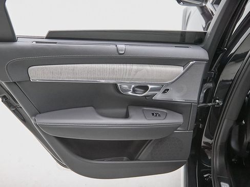 Certified 2024 Volvo V90 B6 Cross Country Ultimate image 24