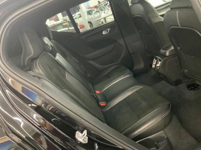 Used 2020 Volvo XC40 T5 R-Design AWD/4WD image 13