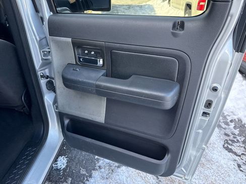 Used 2004 Ford F150 XLT image 18
