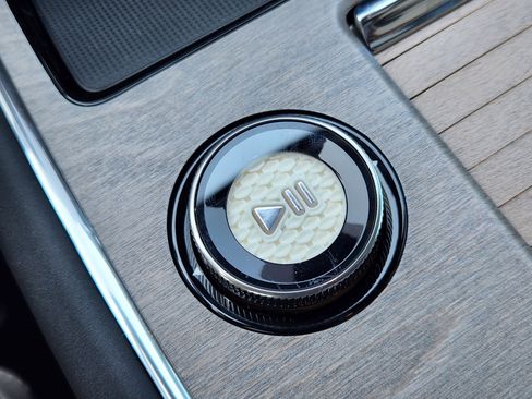 New 2025 Volvo EX90 Ultra image 20