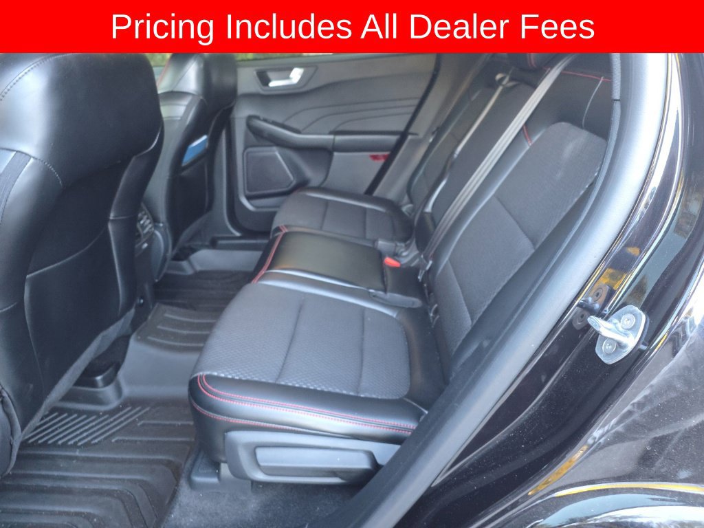 Used 2024 Ford Escape ST-Line w/ Tech Pack #1 FWD image 7