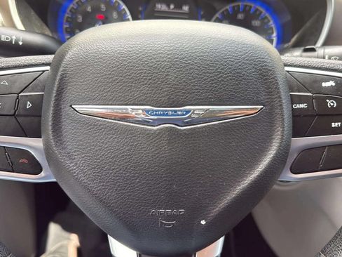 Used 2020 Chrysler Voyager L FWD image 14