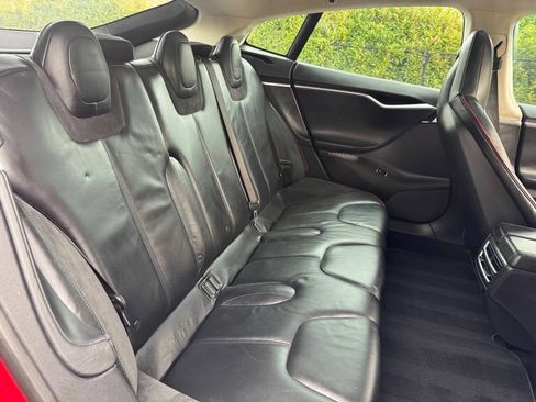 Used 2013 Tesla Model S Performance image 25