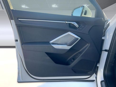 New 2025 Audi Q3 2.0T Premium image 21