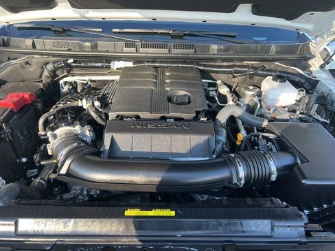 Certified 2024 Nissan Frontier PRO-4X w/ Technology Package image 25