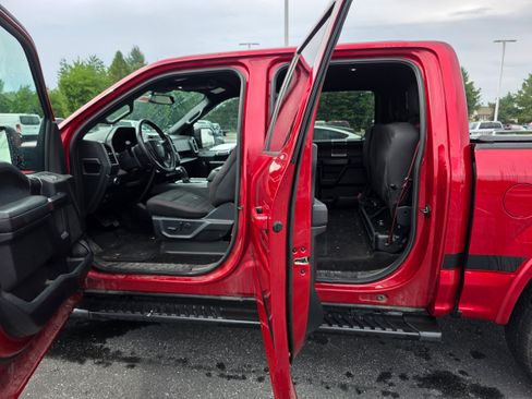 Used 2020 Ford F150 XLT w/ Equipment Group 302A Luxury AWD/4WD image 8