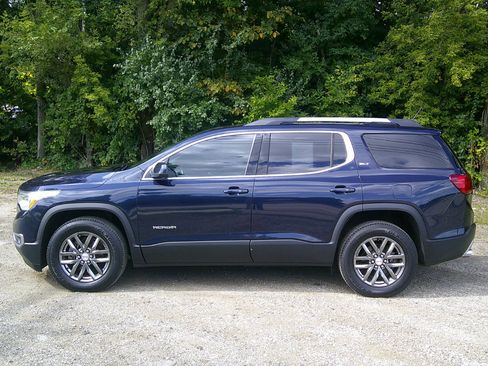 Used 2017 GMC Acadia SLT image 6