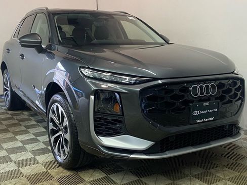 New 2026 Audi Q3 quattro 2.0T image 1