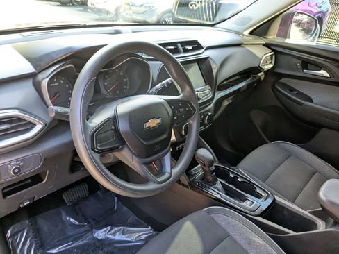 Used 2021 Chevrolet TrailBlazer LS image 14