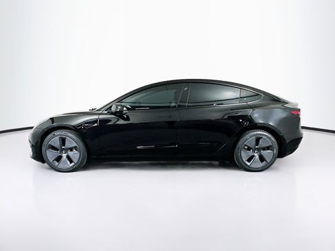 Used 2023 Tesla Model 3 Standard Range RWD image 4