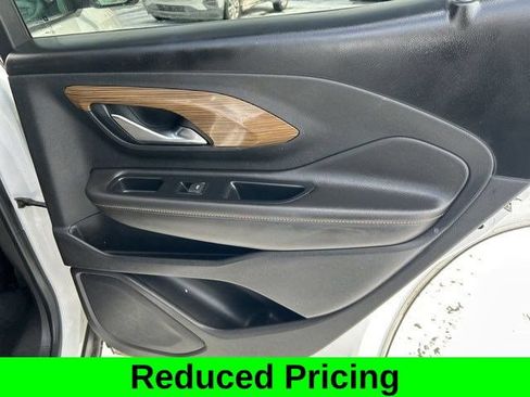 Used 2020 GMC Terrain SLE w/ Driver Convenience Package AWD/4WD image 36