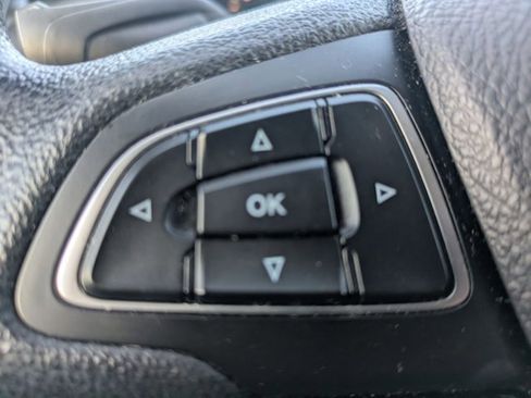 Used 2018 Ford Escape SE image 13