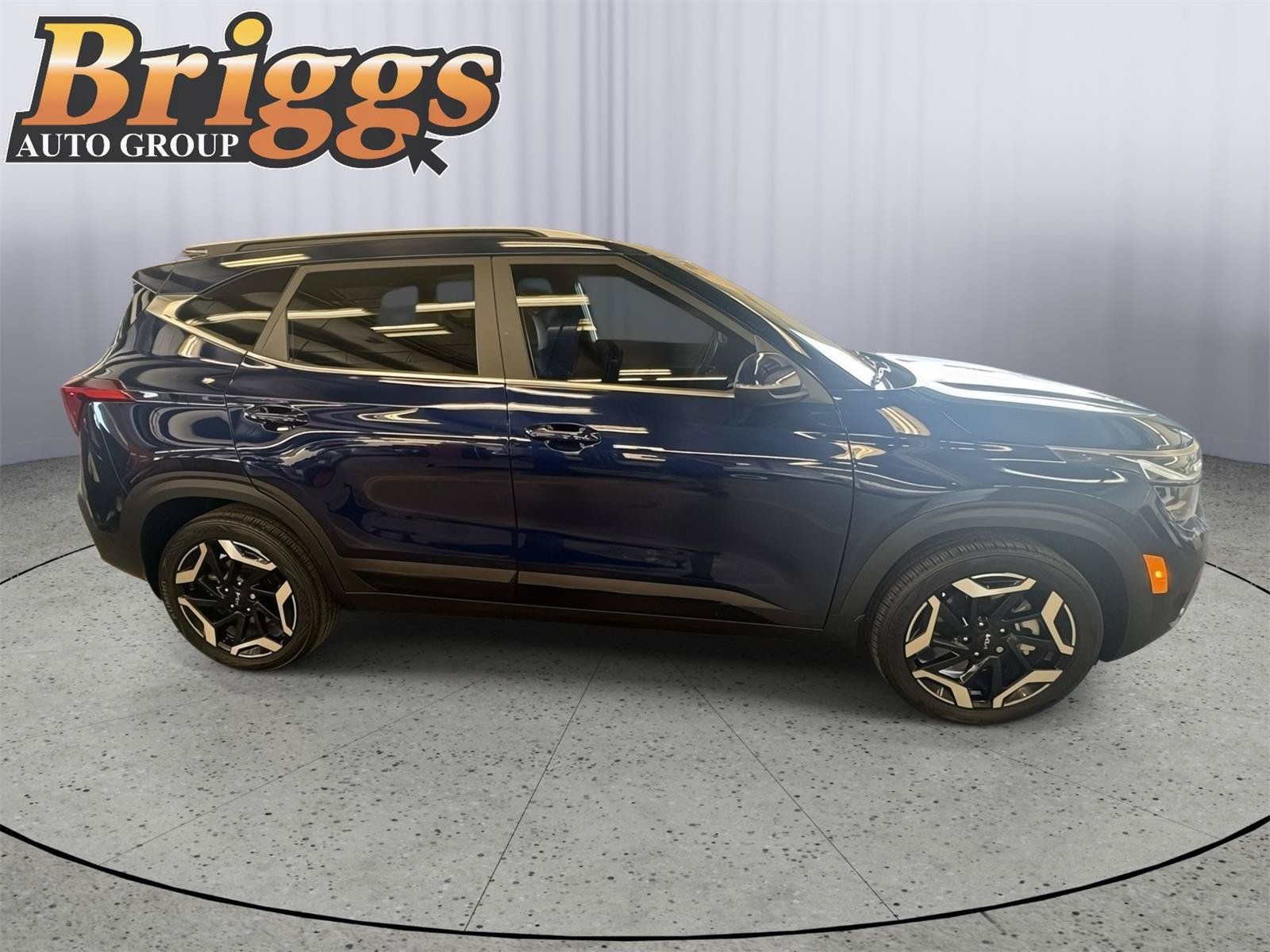 Used 2024 Kia Seltos SX w/ SX Sunroof Package AWD/4WD image 6