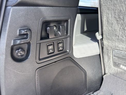 Used 2010 Toyota Sequoia Platinum image 25