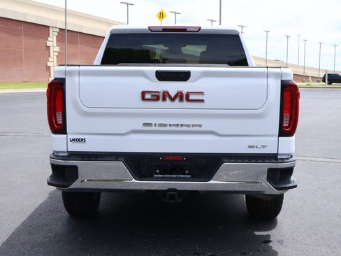 Used 2025 GMC Sierra 1500 SLT AWD/4WD image 29